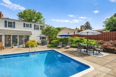518 Treeside Drive Stow OH 44224
