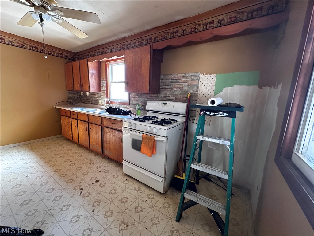 1032 Race Street Zanesville OH 43701