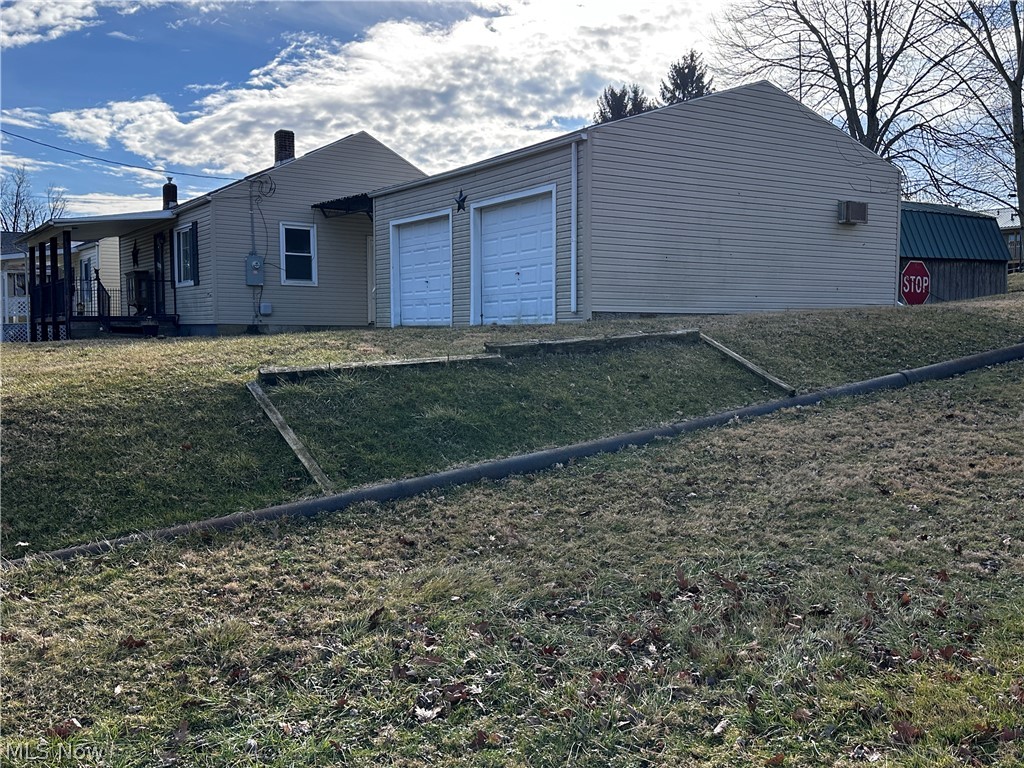1032 Race Street Zanesville OH 43701