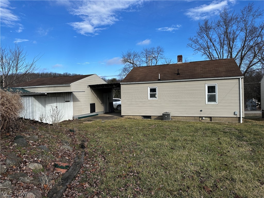1032 Race Street Zanesville OH 43701