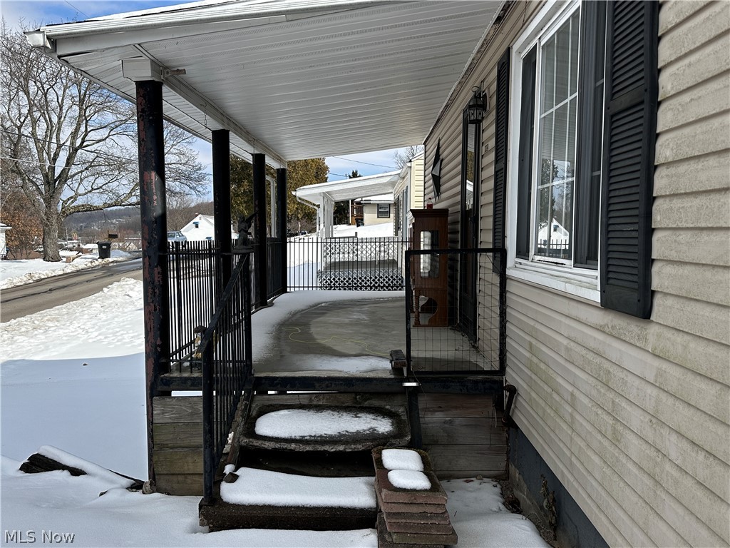1032 Race Street Zanesville OH 43701