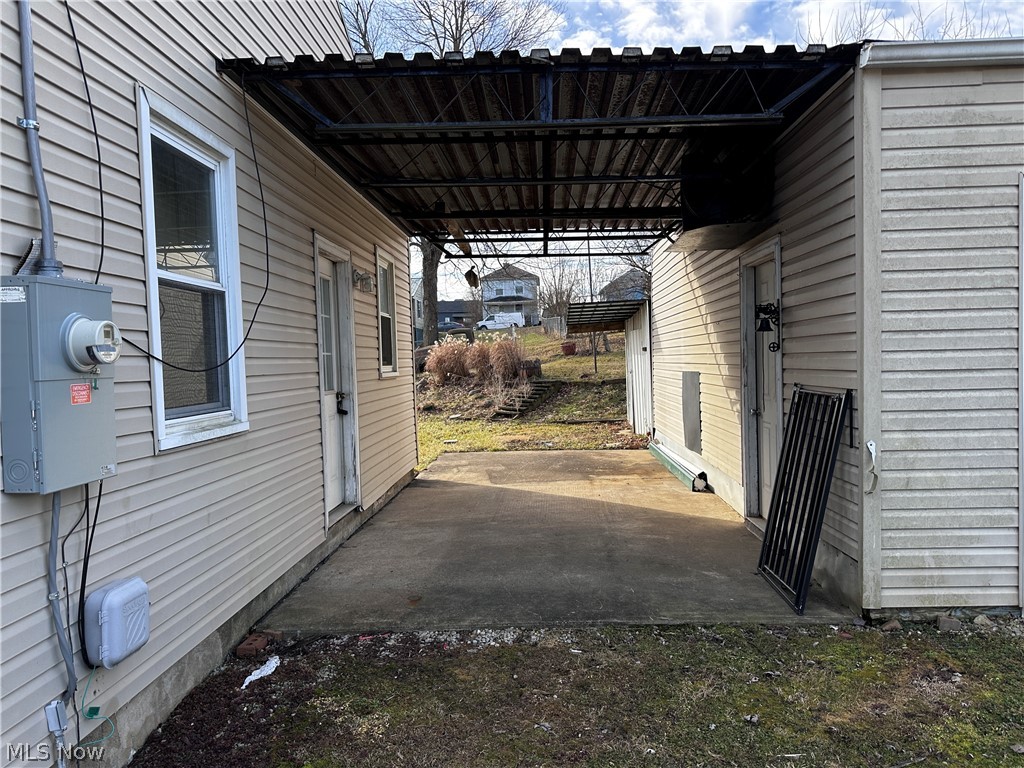 1032 Race Street Zanesville OH 43701