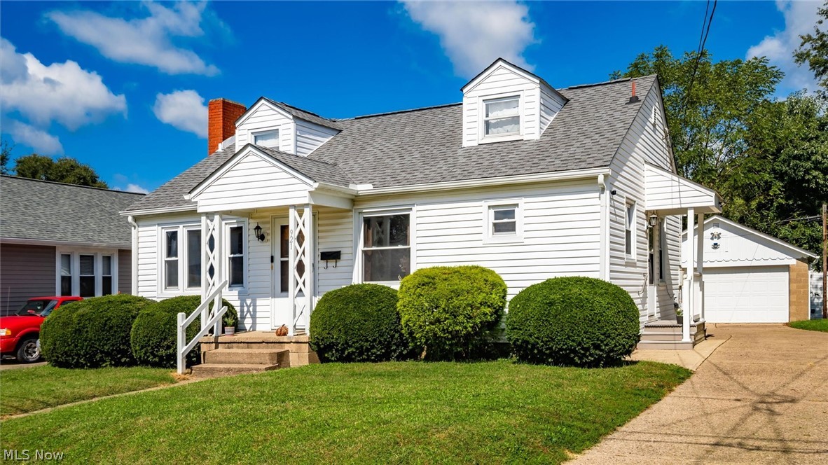 921 Lindbergh Avenue Zanesville OH 43701