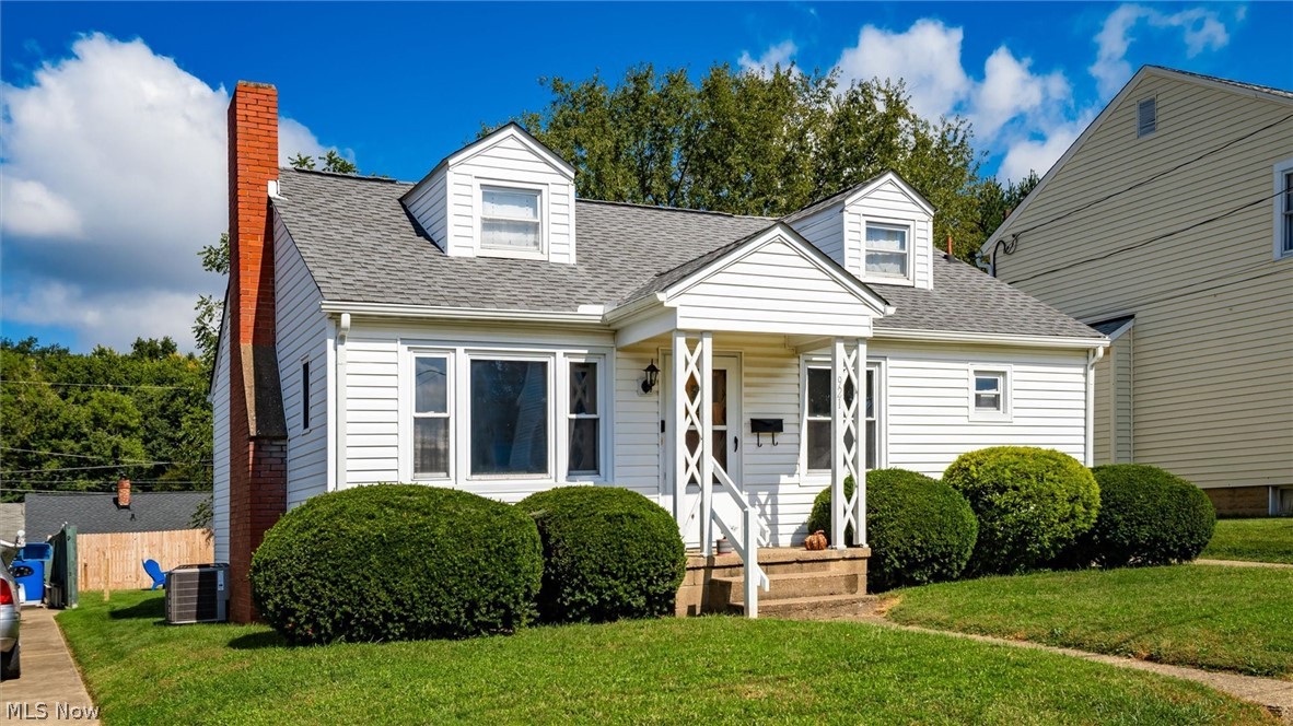 921 Lindbergh Avenue Zanesville OH 43701
