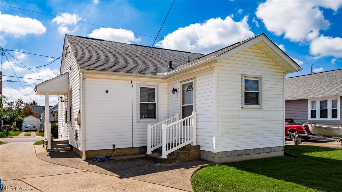 921 Lindbergh Avenue Zanesville OH 43701