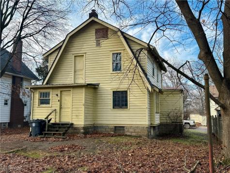 325 Grace Avenue Akron OH 44320