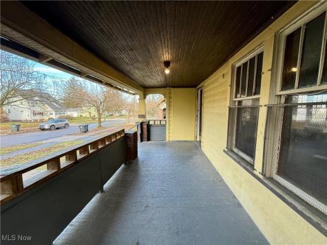 325 Grace Avenue Akron OH 44320