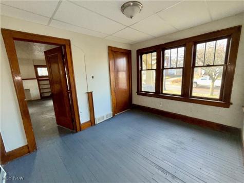 325 Grace Avenue Akron OH 44320