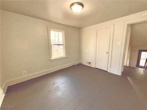 325 Grace Avenue Akron OH 44320