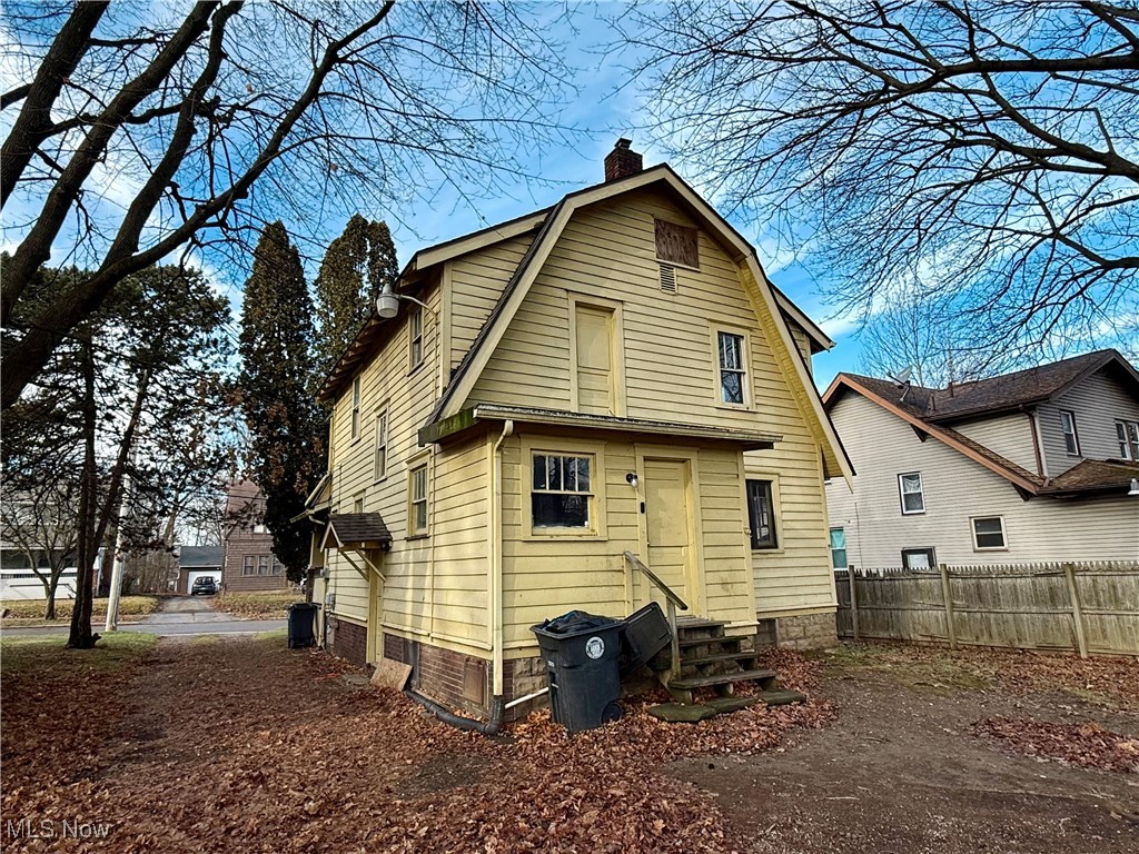 325 Grace Avenue Akron OH 44320