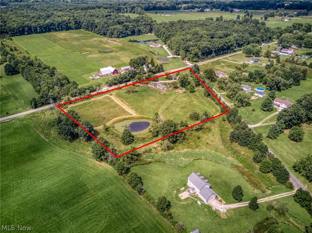 3746 Mcclintocksburg Road Diamond OH 44412