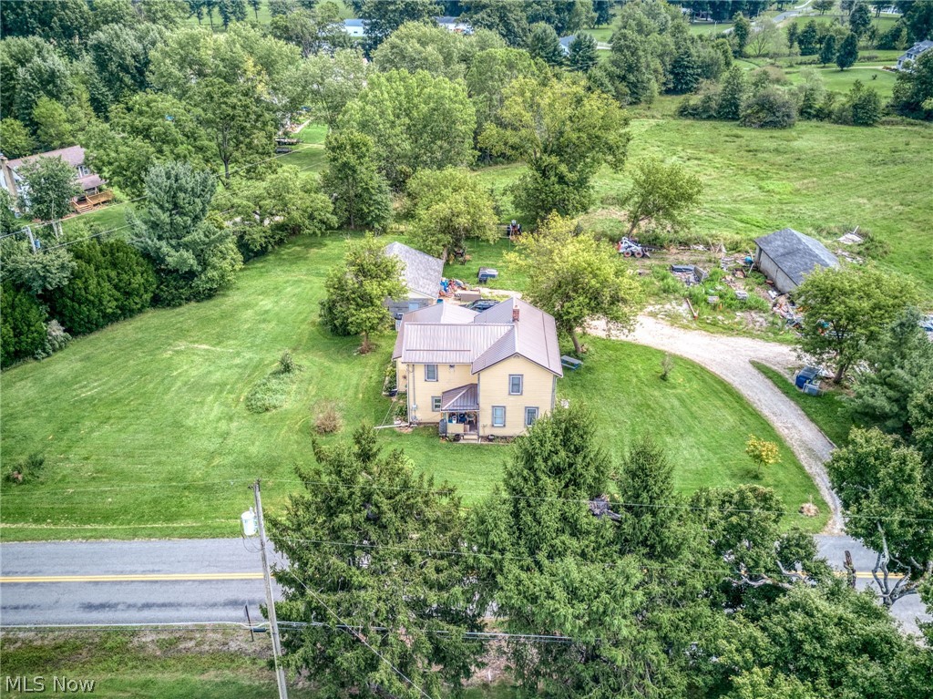 3746 Mcclintocksburg Road Diamond OH 44412