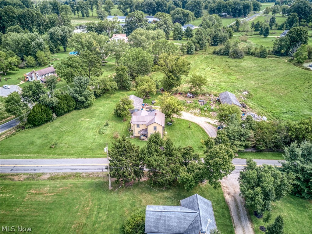 3746 Mcclintocksburg Road Diamond OH 44412