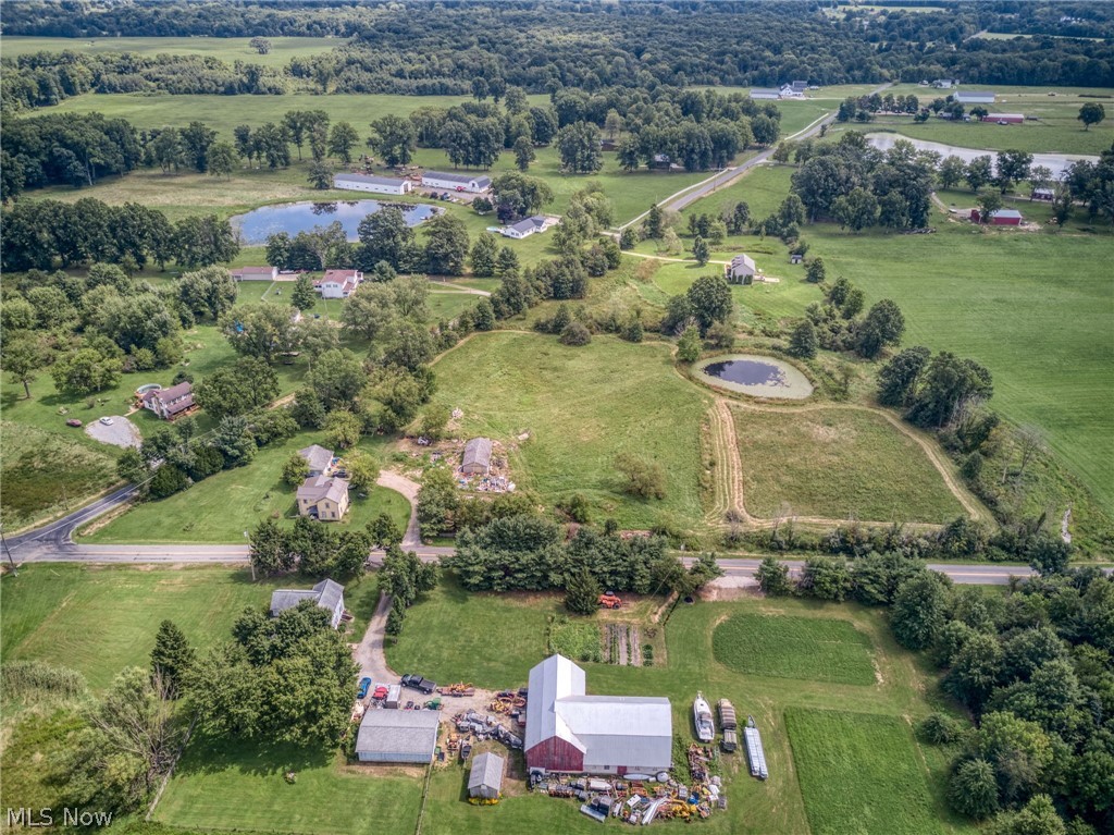 3746 Mcclintocksburg Road Diamond OH 44412
