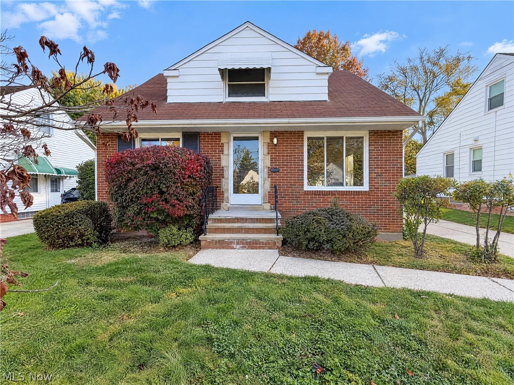 1541 E 254th Street Euclid OH 44117