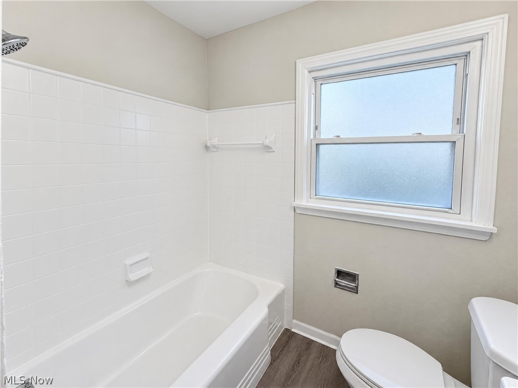 1541 E 254th Street Euclid OH 44117