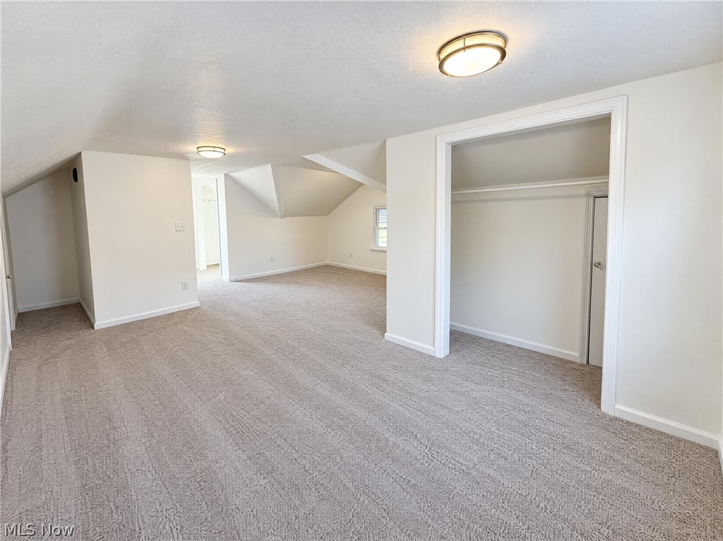 1541 E 254th Street Euclid OH 44117