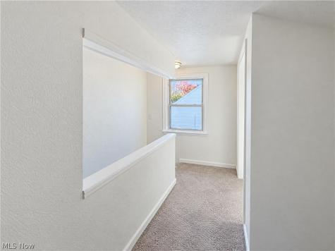 1541 E 254th Street Euclid OH 44117
