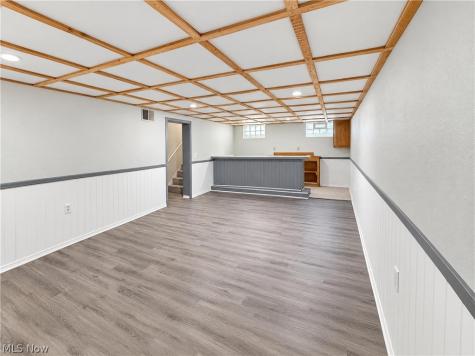 1541 E 254th Street Euclid OH 44117