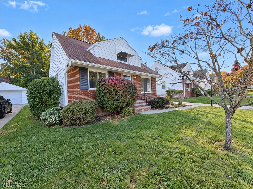 1541 E 254th Street Euclid OH 44117