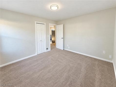 1541 E 254th Street Euclid OH 44117