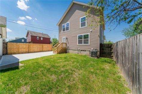 2191 E 68th Street Cleveland OH 44103