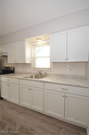 390 Morrison Avenue Cuyahoga Falls OH 44221