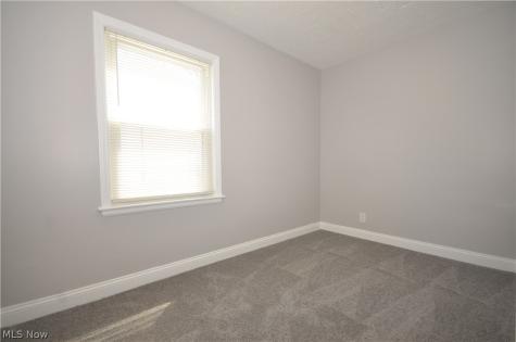390 Morrison Avenue Cuyahoga Falls OH 44221