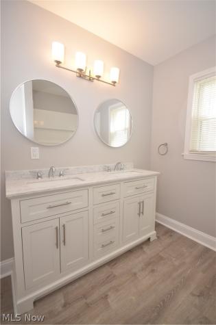 390 Morrison Avenue Cuyahoga Falls OH 44221