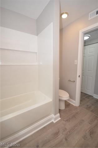 390 Morrison Avenue Cuyahoga Falls OH 44221