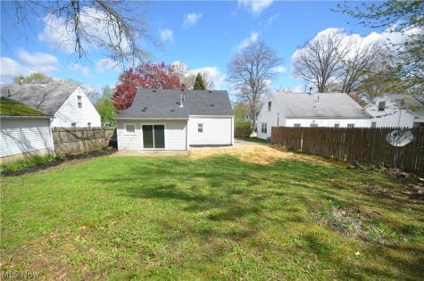 390 Morrison Avenue Cuyahoga Falls OH 44221