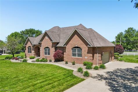 6395 Great Court Circle NW Massillon OH 44646