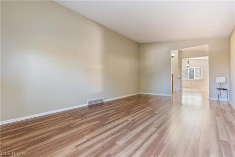 2206 56th Street NE Canton OH 44721