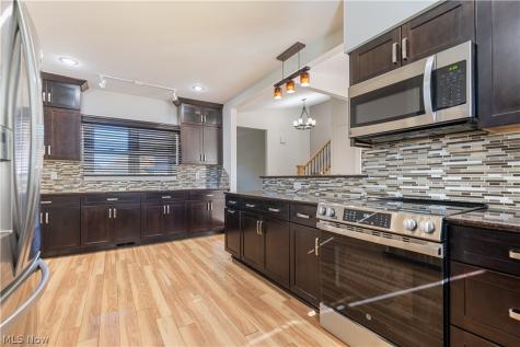 2206 56th Street NE Canton OH 44721