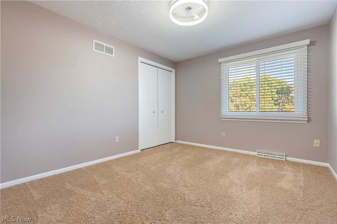 2206 56th Street NE Canton OH 44721