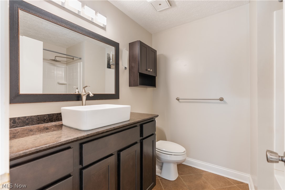 2206 56th Street NE Canton OH 44721