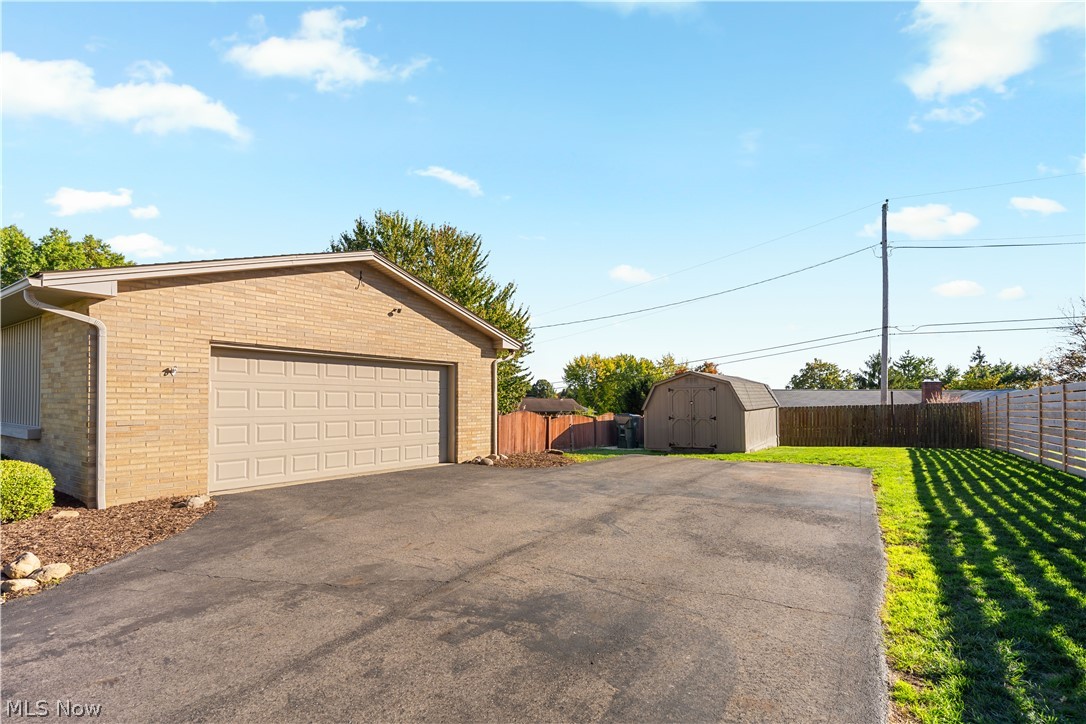 2206 56th Street NE Canton OH 44721