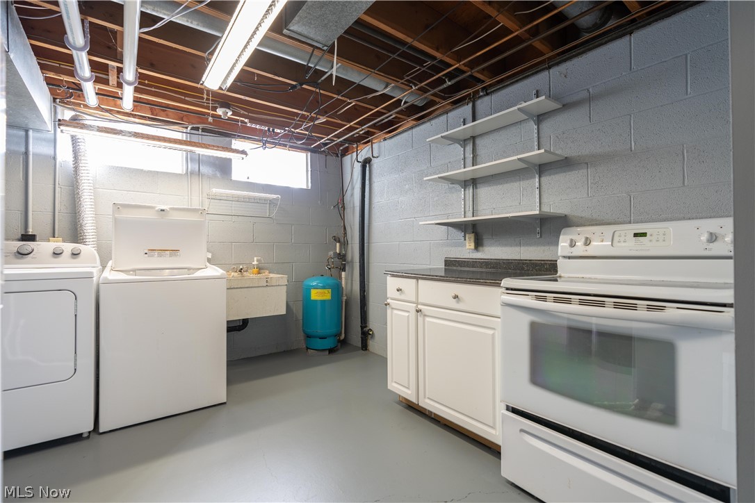 2206 56th Street NE Canton OH 44721