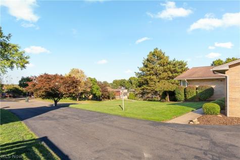 2206 56th Street NE Canton OH 44721