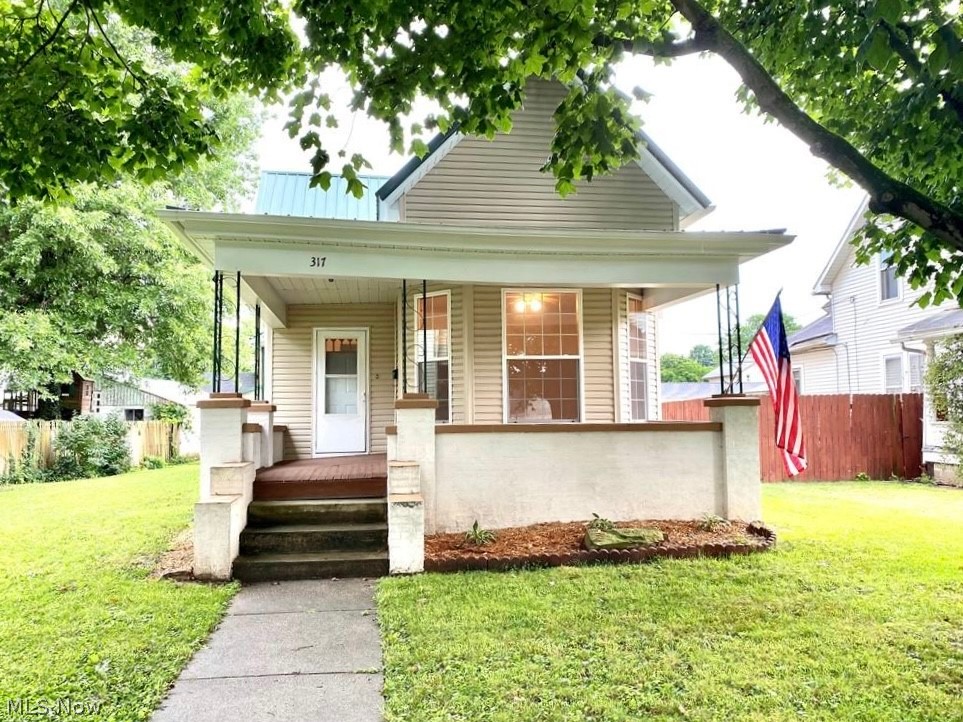 317 E Main Street West Lafayette OH 43845