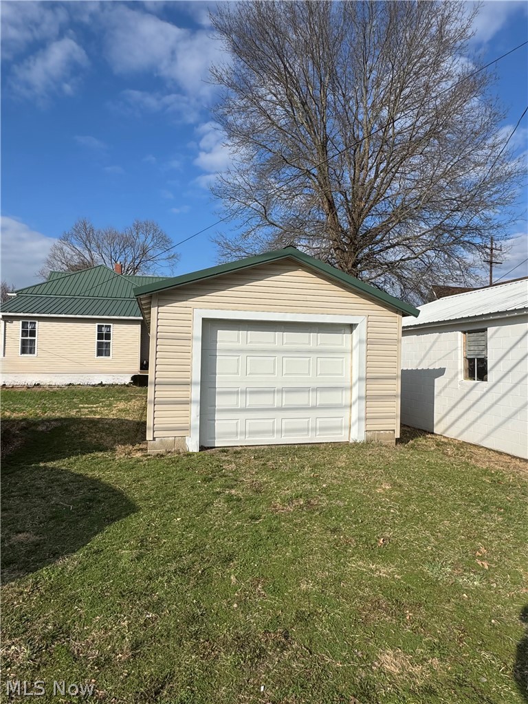 317 E Main Street West Lafayette OH 43845