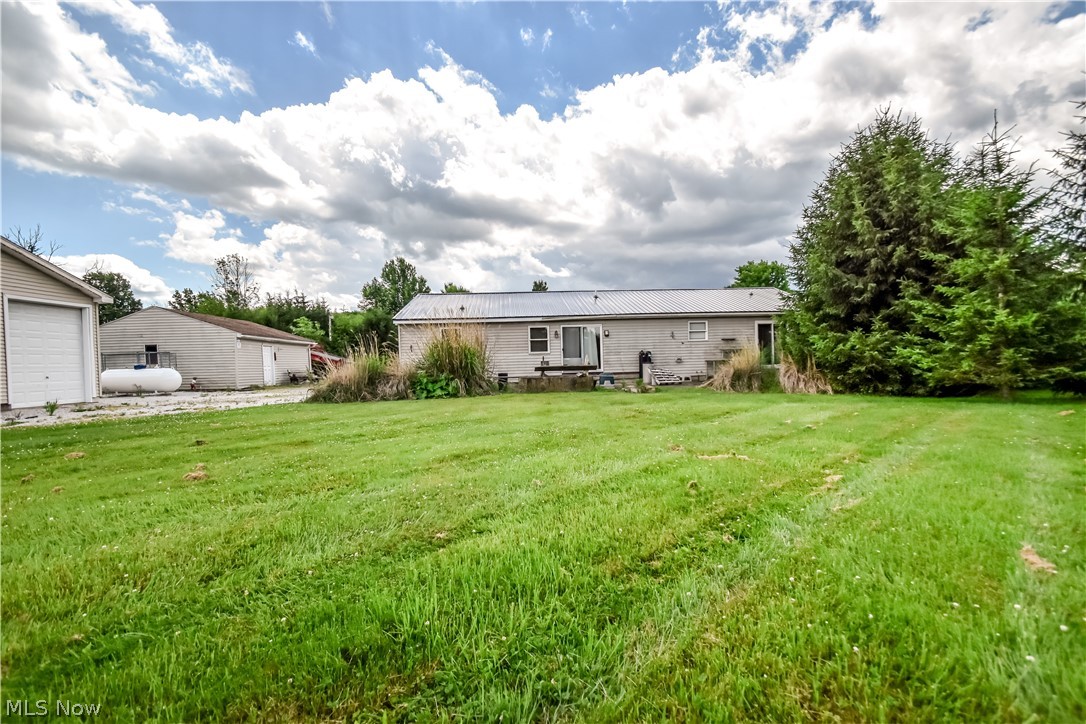 15310 Hart Road Montville OH 44064
