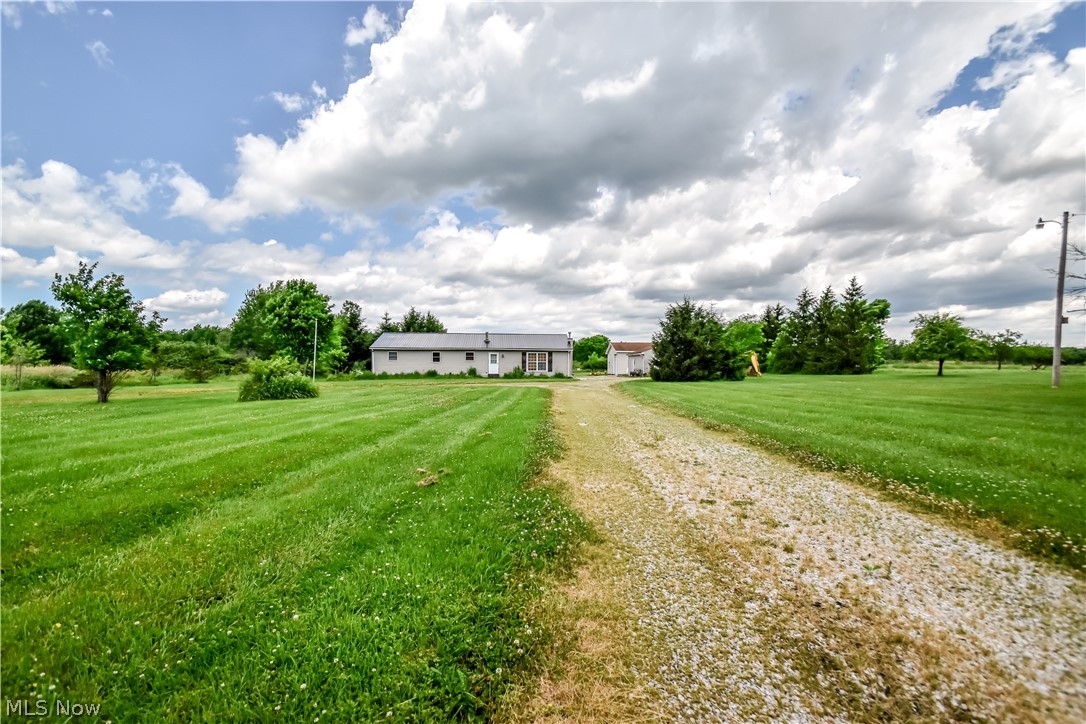 15310 Hart Road Montville OH 44064