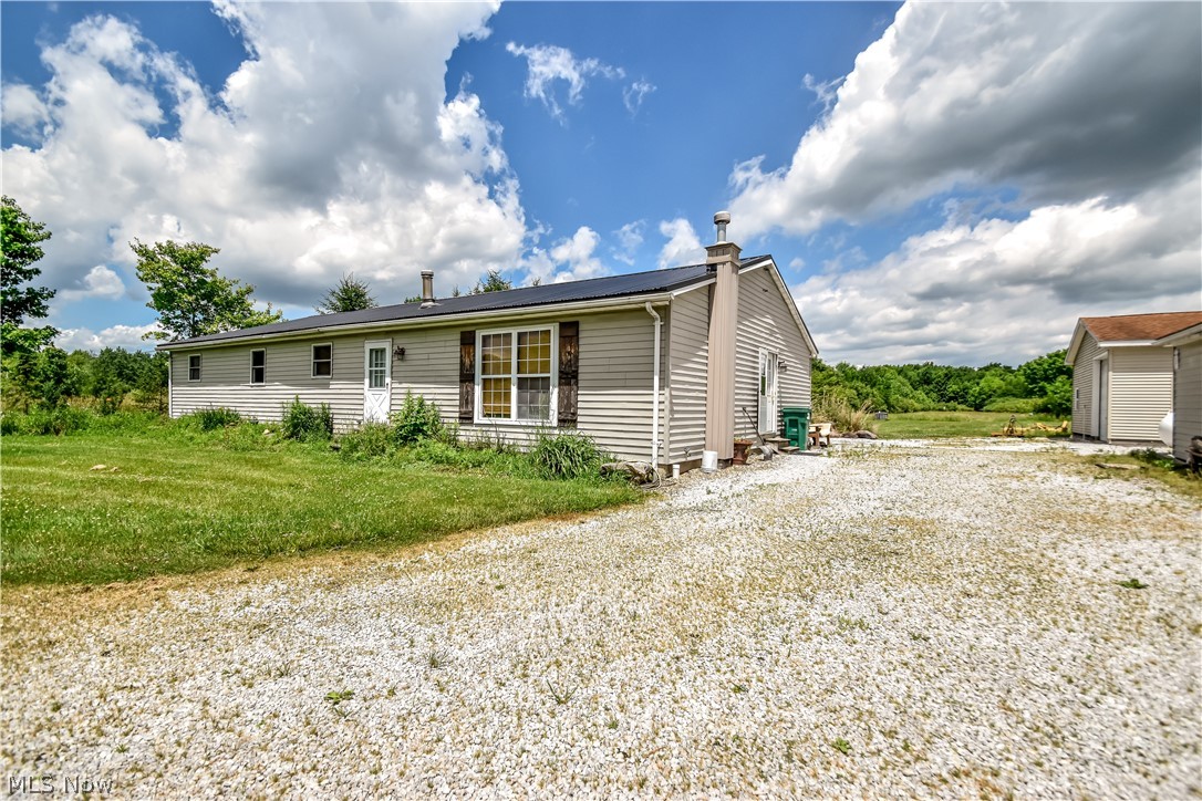 15310 Hart Road Montville OH 44064
