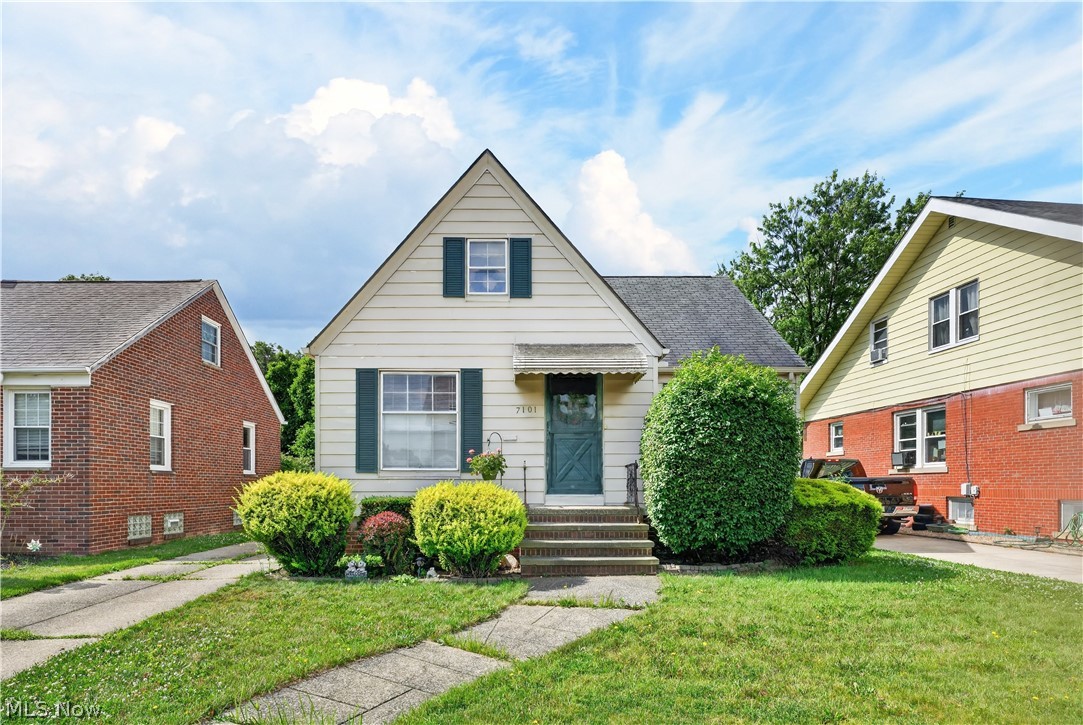 7101 Brownfield Drive Parma OH 44129