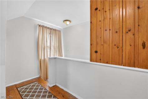 7101 Brownfield Drive Parma OH 44129