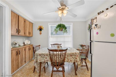 7101 Brownfield Drive Parma OH 44129