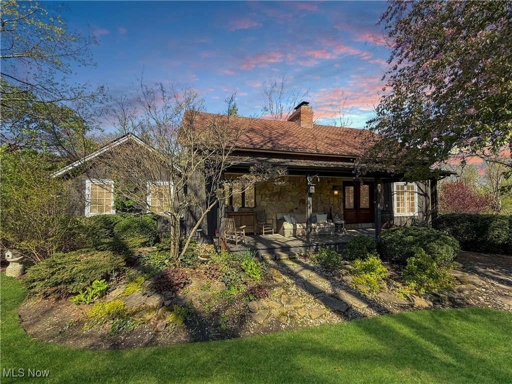 439 Oak Hollow Road Aurora OH 44202