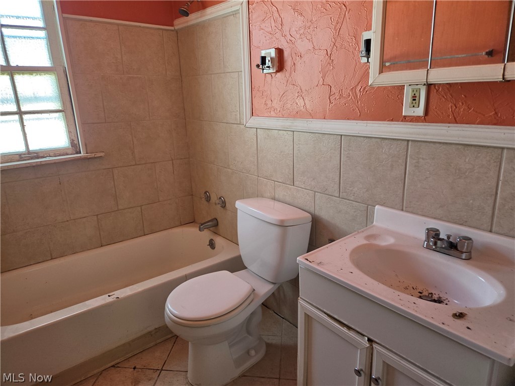5245 Theodore Street Maple Heights OH 44137