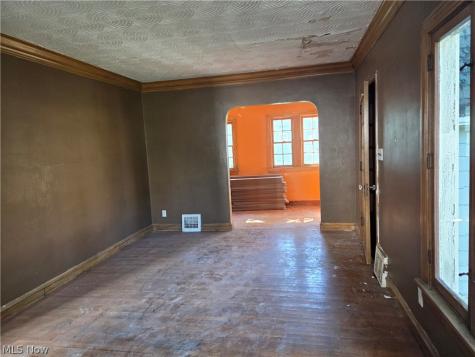5245 Theodore Street Maple Heights OH 44137